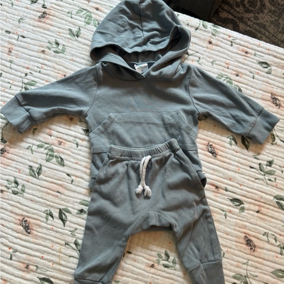 Little One Shop Hooded Sweatshirt and Jogger Set - Picture 3 of 5